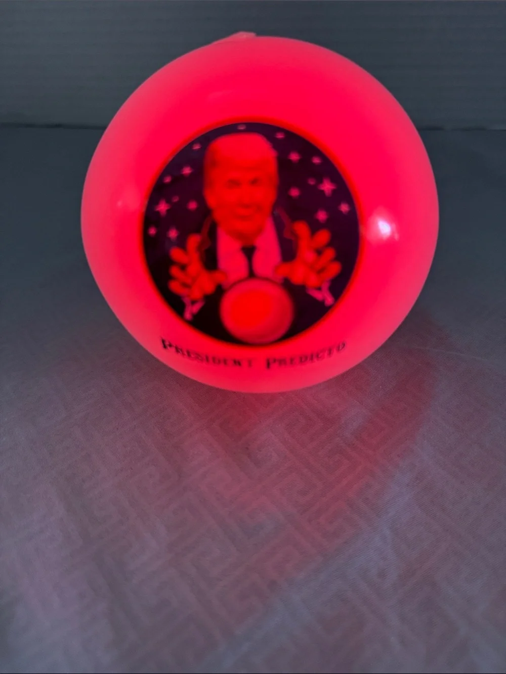 Talking President Predicto Fortune Teller Multicolor Light- Up Sounds Party Ball